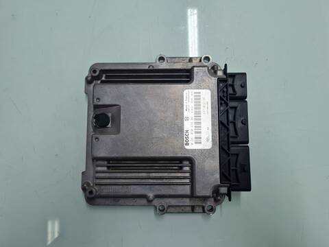 Foto 3ª: Centralita Motor ECU Renault Clio BUSINESS 90CV 66KW [K9KC6] (2015)
