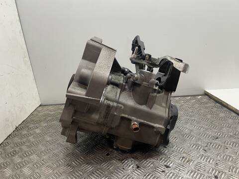Foto 2ª: Caja Cambios Skoda Fabia CGP (2013)