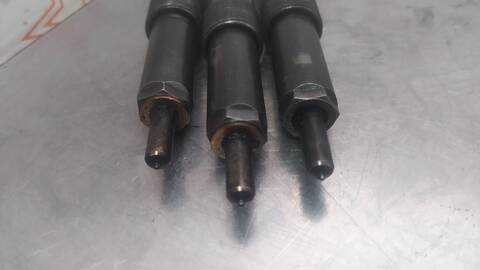 Foto 2ª: Inyectores Ford Mondeo 2.0 TDCI BERLINA 90CV 66KW (2000)