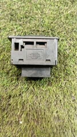 Foto 3ª: Mando Retrovisor Nissan Terrano 2.7 D TERRANO I, 5P 100 CV [TD27T] (1992)