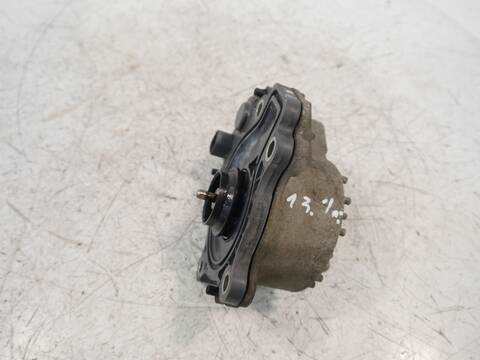 Foto 1ª: Bomba de Agua Toyota Prius 136 CV 100KW [2ZR-FXE 2ZR] (2012)