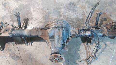 Foto 2ª: Puente Trasero Ford Transit FT 300 M CABINA SIMPLE MEDIA 125CV 92KW CAJA ABIERTA [CYRB] (2013)