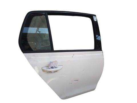 Foto 2ª: Puerta Trasera Derecha Volkswagen Golf 1.4 TSI 122CV (2008)