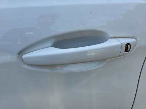Maneta Exterior Delantera Izquierda Peugeot 308 TECH EDITION 131CV 96KW
