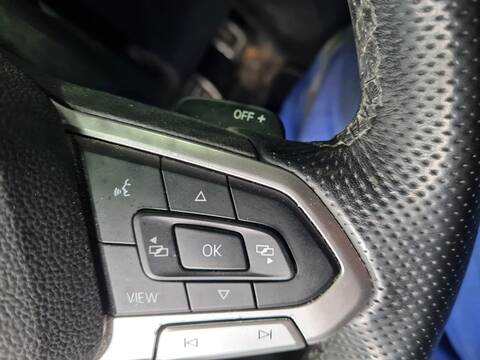 Foto 2ª: Volante Volkswagen Passat R-LINE 150CV 110KW [DSRB] (2020)