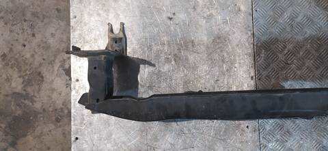 Foto 3ª: Refuerzo Paragolpes Delantero Volkswagen Touareg TDI V10 313CV 230KW [BLE] (2008)