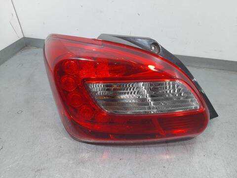 Foto 1ª: Piloto Trasero Izquierdo Mitsubishi Space Star KAITEKI 71CV 52KW [3A92] (2017)