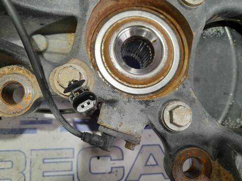Foto 2ª: Mangueta Delantera Izquierda Land Rover Discovery 2.7 TD V6 CAT 190CV 140KW (2006)