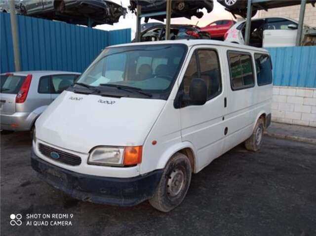 Faro Derecho Ford Transit 2.5 D (75CV)