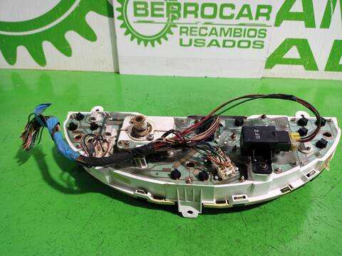 Foto 2ª: Cuadro de Instrumentos Nissan Serena 2.3 LX DIESEL 75CV 55KW [LD23] (1997)