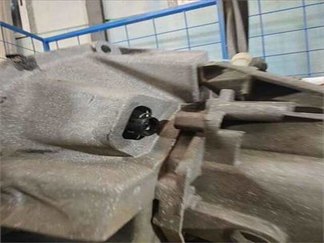 Foto 2ª: Caja Cambios Renault Laguna 1.9 AUTHENTIQUE [1.9 LTR. - 74 KW DCI DIESEL CAT] [F9Q N7]