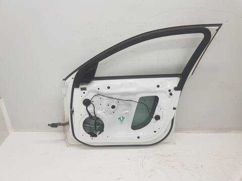 Foto 3ª: Puerta Delantera Derecha Audi A4 BASICO (2014)
