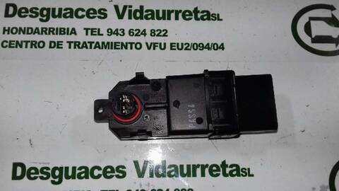 Foto 3ª: Centralita Motor ECU Kia Ceed 1.4 CAT 109CV 80KW [G4FA] (2011)