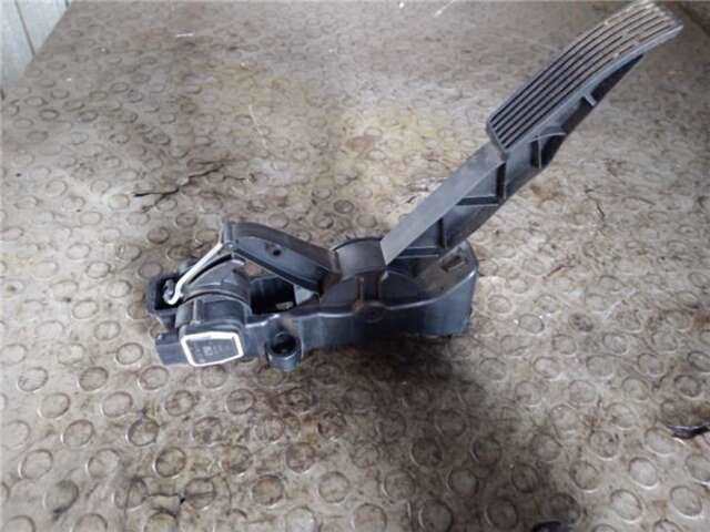 Foto 2ª: Pedal Acelerador Mercedes Clase B 150 2.0 180 CDI (245.207) [2.0 LTR. - 80 KW CDI CAT] [OM 640.940]