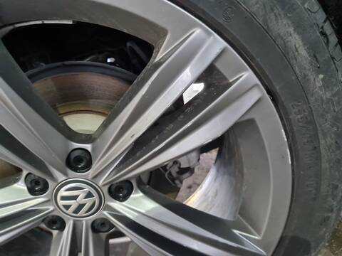 Foto 4ª: Juego LLantas Volkswagen Tiguan ADVANCE 4MOTION 150CV 110KW [DFGA] (2020)