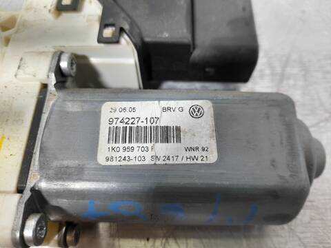 Foto 3ª: Elevalunas Eléctrico Trasero Izquierdo Volkswagen Passat 2.0 16V FSI BERLINA 150CV 110KW [BLR] (2005)