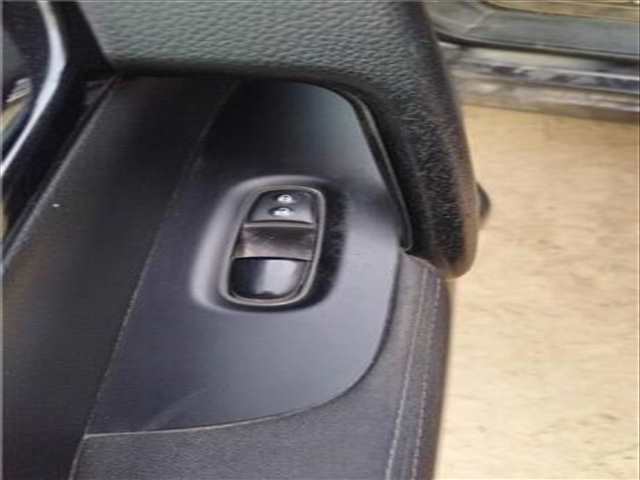 Foto 1ª: Botonera Elevalunas Nissan Qashqai 1.5 TEKNA PREMIUM [1 5 LTR. - 81 KW TD CAT] 110CV [K9K] (2014)
