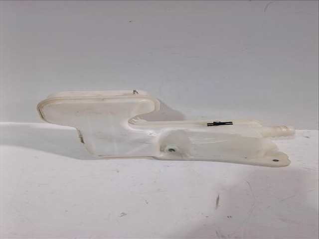 Foto 2ª: Deposito Limpiaparabrisas Volkswagen T-Cross 1.0 TSI 110CV [DLAA] (2018)