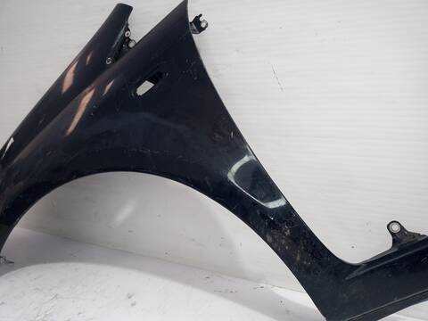 Foto 3ª: Aleta Delantera Izquierda Toyota Corolla 1.4 TD CAT 90CV 66KW [1NDTV] (2004)
