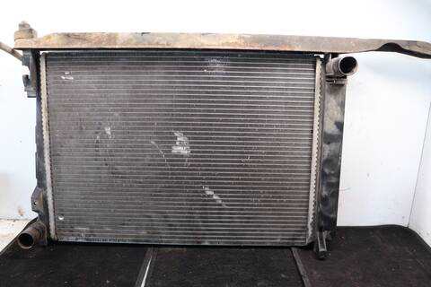 Foto 2ª: Radiador Motor Chrysler Voyager 2.5 CRD LX 143CV 105KW (2001)