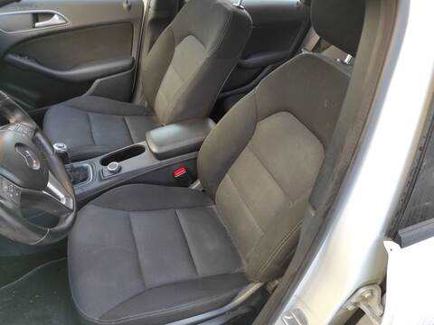 Asiento Delantero Izquierdo Mercedes Clase B 150 651901