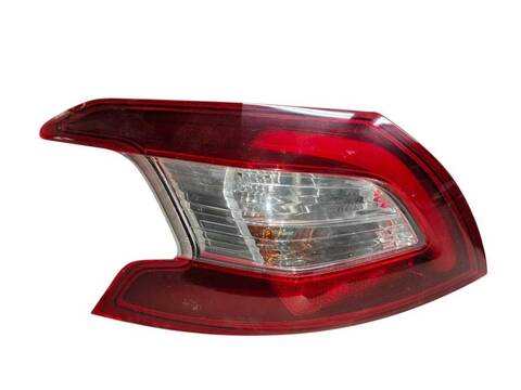 Piloto Trasero Izquierdo Peugeot 308 1.6 HDI - BLUEHDI 115