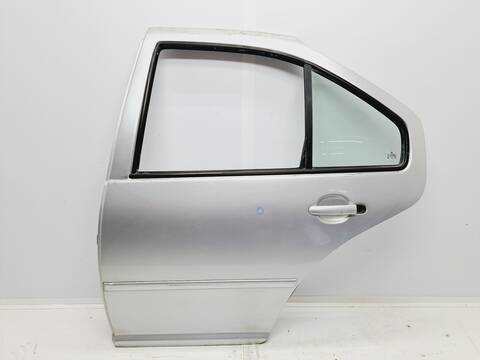 Foto 1ª: Puerta Trasera Izquierda Volkswagen Bora 1.9 TDI BERLINA 110CV 81KW [ASV] (2000)