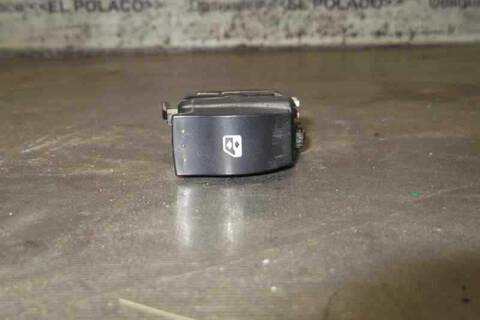 Botonera Elevalunas Renault Clio 65CV 48KW