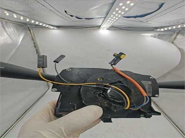 Foto 3ª: Mando Multifuncion Citroen C3 1.4 HDI SX PLUS [1.4 LTR. - 50 KW HDI] [8HX / DV4TD]