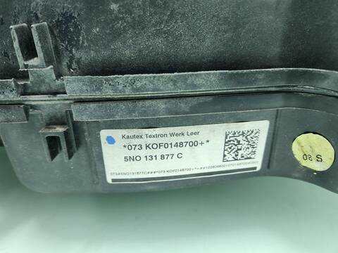 Foto 4ª: Deposito AdBlue Audi Q3 ATTRACTION QUATTRO 150CV 110KW [CUVC] (2015)