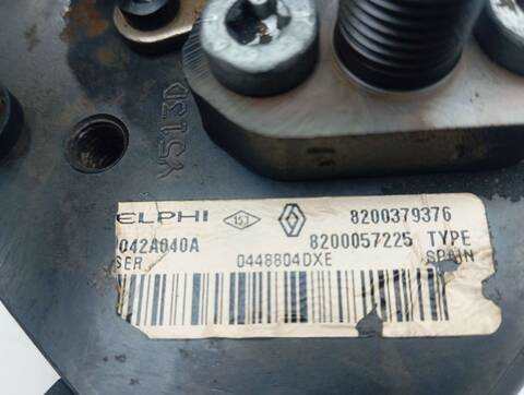 Foto 3ª: Bomba Inyeccion Renault Megane CONFORT DYNAMIQUE BERLINA 101CV 74KW II CLASSIC BERLINA [K9K728] (2004)