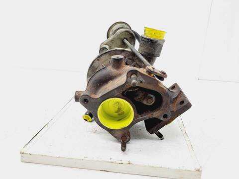 Foto 3ª: Turbocompresor Kia Carnival 2.9 CDRI EX 144CV 106KW [J3] (2003)
