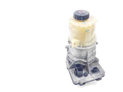 Foto 2ª: Bomba de Direccion Renault Trafic COMBI 9 L1H1 28T 8-9 PLAZAS) (2015)