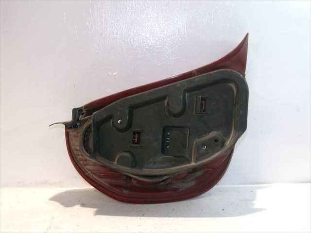 Foto 3ª: Piloto Trasero Derecho Citroen C5 2.0 HDI 2001-2004 [RHZ] (2001)