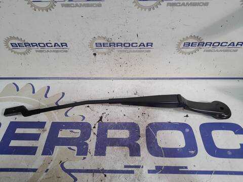 Foto 2ª: Brazo Limpia Delantero Izquierdo Ford Focus 1.6 TDCI CAT 95CV 70KW (2010)