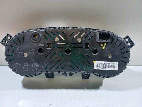 Foto 3ª: Cuadro de Instrumentos Iveco Daily FG 33 S ... V BATALLA 3520 116CV 85KW FURGON [F1AGL4114H] (2018)