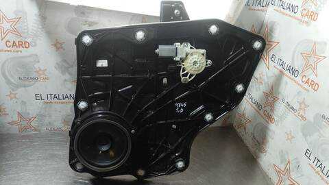 Foto 1ª: Elevalunas Manual Trasero Derecho Ford Focus ST-LINE 155CV 114KW [M0DC] (2022)