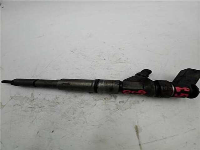 Foto 2ª: Inyectores Bmw Serie 1 114 2.0 120D [2.0 LTR. - 120 KW 16V DIESEL] [204D4]