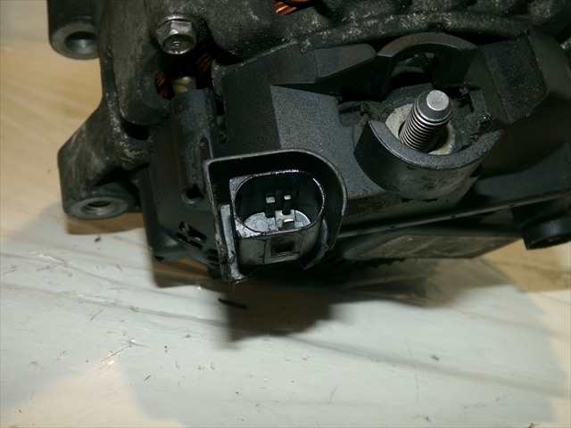 Foto 4ª: Alternador Ford Mondeo 1.6 TDCI 2010-2015 [T1BB] (2011)