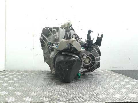 Foto 2ª: Caja Cambios Nissan Micra HR12 (2017)