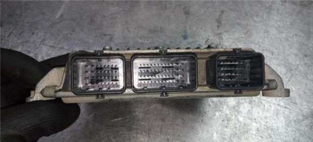 Foto 3ª: Centralita Motor ECU Citroen C3 1.4 HDI [8HX (DV4TD)]