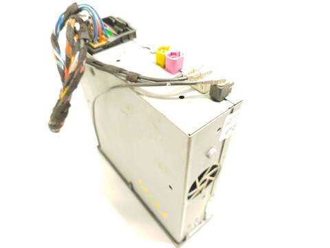 Foto 4ª: Sistema GPS Volkswagen T-Roc 1.0 TSI 110CV 81KW [DLAA] (2024)