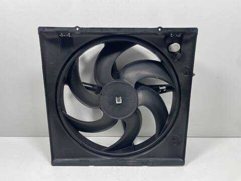 Foto 3ª: Electroventilador Renault 19 1.4 G 60CV 44KW BERLINA CON PORTON B-C53) E7J (1996)