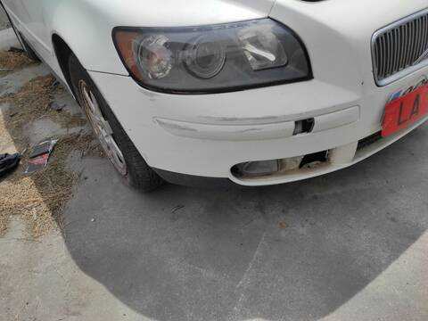 Foto 2ª: Paragolpes Delantero Volvo V50 D4164T FAMILIAR (2006)