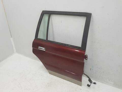 Foto 2ª: Puerta Trasera Derecha Mitsubishi Montero 2.5 TD GLS 130CV 97KW (1998)