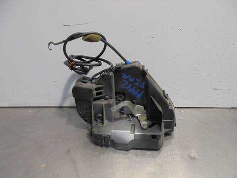 Cerradura Puerta Trasera Izquierda Mercedes Clase C 160 350 CGI 219.357) 292CV 215KW