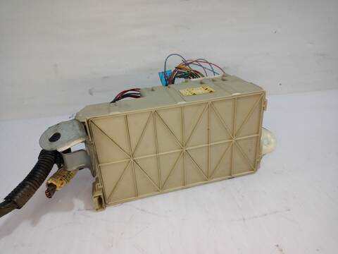 Foto 2ª: Caja Reles Fusibles Toyota Rav4 2.0 LUNA 4X4 2003 ) 150CV 110KW [1AZFE] (2000)