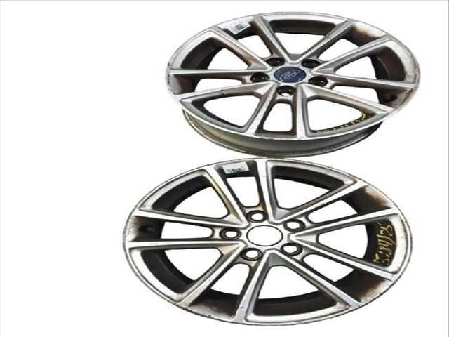 Foto 2ª: Juego LLantas Ford Focus 2.0 TDCI (2010)