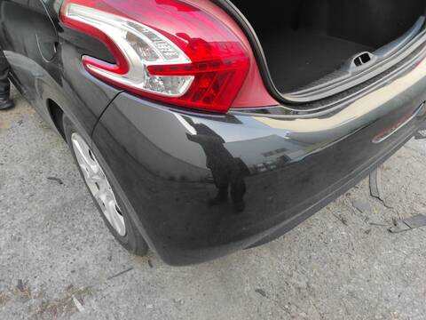 Foto 2ª: Paragolpes Trasero Peugeot 208 ZM01 (2013)