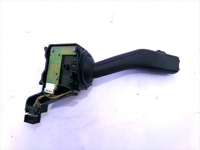 Foto 2ª: Mando Multifuncion Volkswagen Touran 1.9 TDI 2003-2006 [AVQ] (2004)